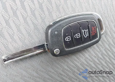 2017 Hyundai Santa Fe Sport 2.4L из США, поврежденный, VIN 5NMZT3LBXHH022712